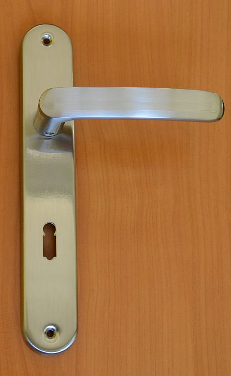 Kování interiérové LADA klika/klika 72 mm klíč nikl-broušený